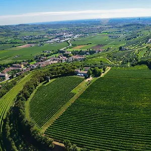 Tenuta Delo Relais Alloggio per agriturismo Verona